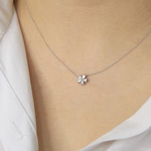 0.32 Ct Pırlanta Kolye