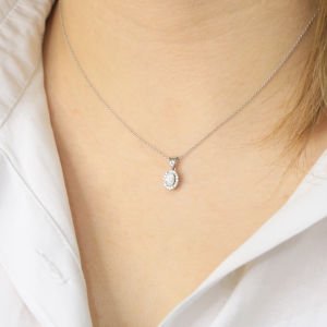 0.43 Ct Oval Pırlanta Kolye