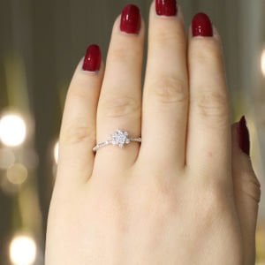 0.21 Ct Pırlanta Lotus Yüzük