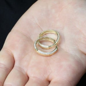 Yanları Taşlı Halka Küpe