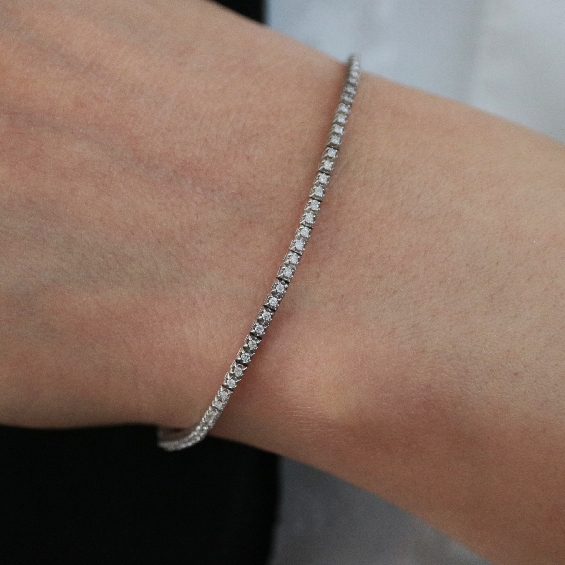 0.5 CT SU YOLU BİLEKLİK